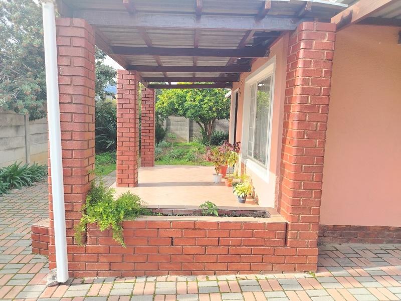 3 Bedroom Property for Sale in Groenheuwel Western Cape